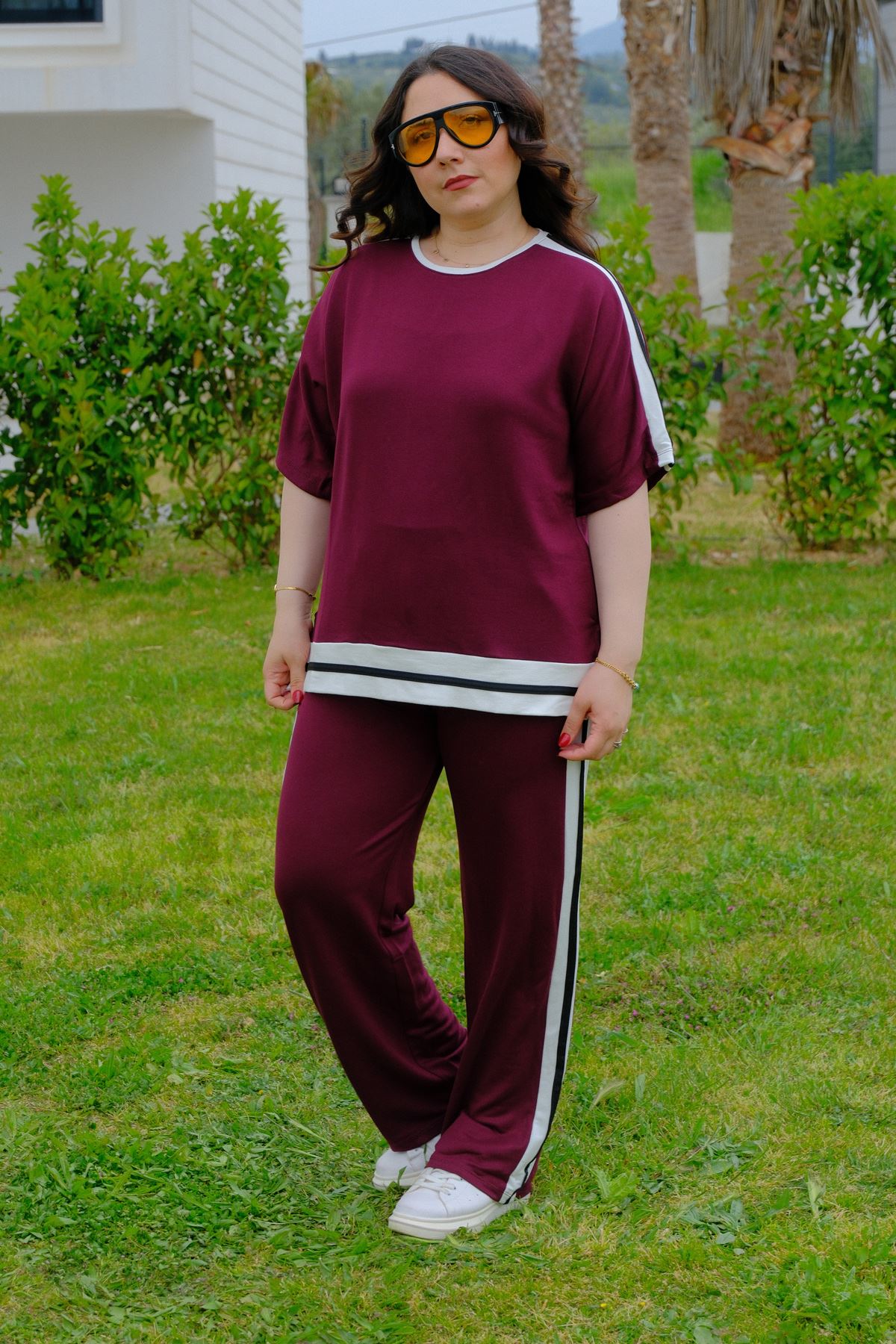 RENKTE BÜYÜK BEDEN ŞERİTLİ BORDO TAKIM