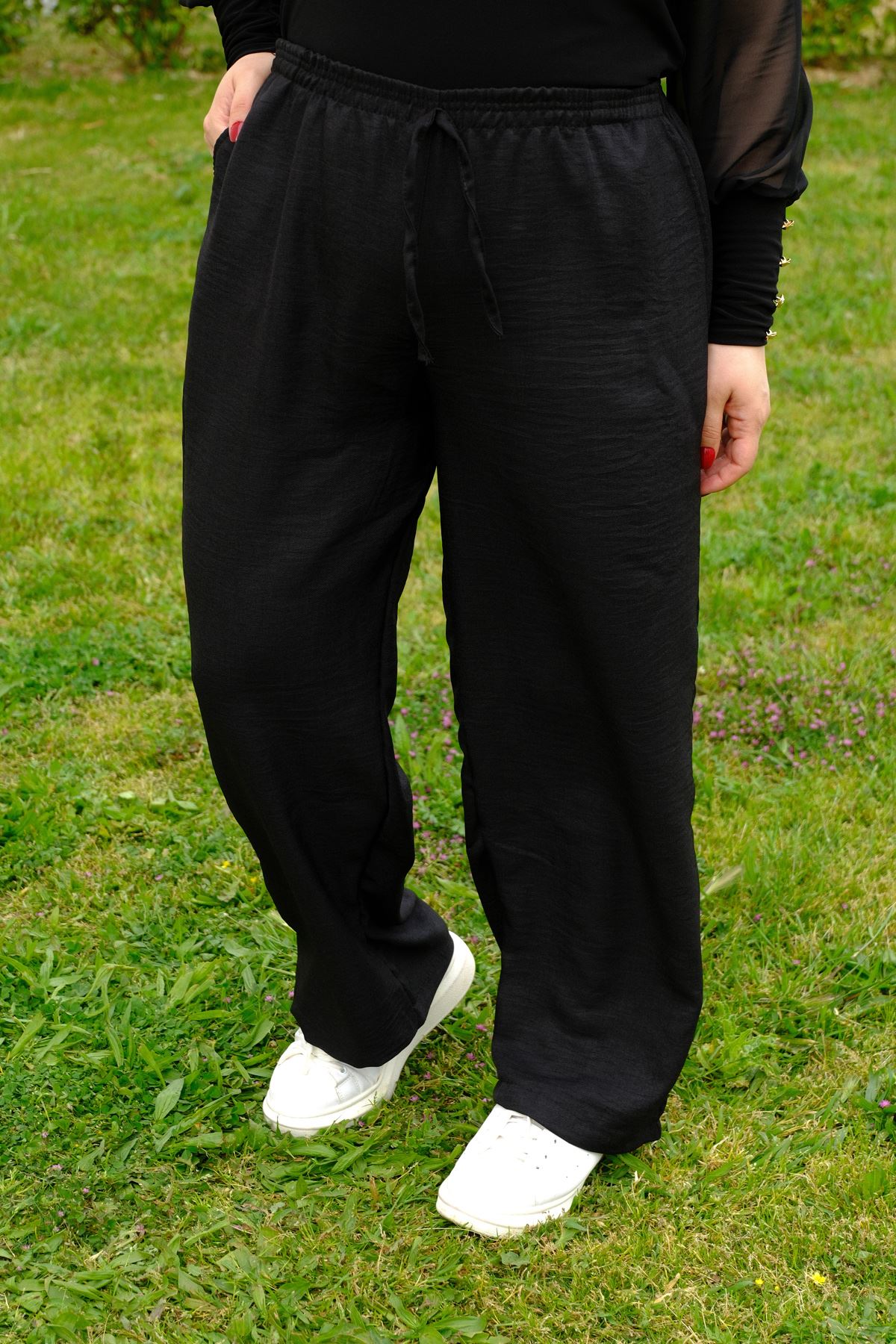 RENKTE BÜYÜK BEDEN SİYAH KETEN BOL PAÇA PANTOLON