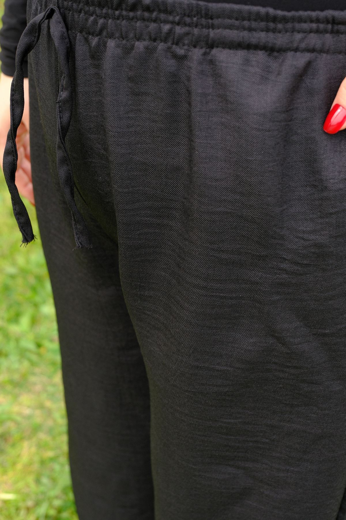 RENKTE BÜYÜK BEDEN SİYAH KETEN BOL PAÇA PANTOLON