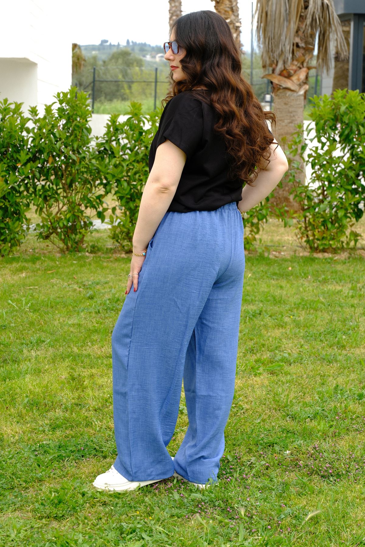 RENKTE BÜYÜK BEDEN MAVİ KETEN BOL PAÇA PANTOLON