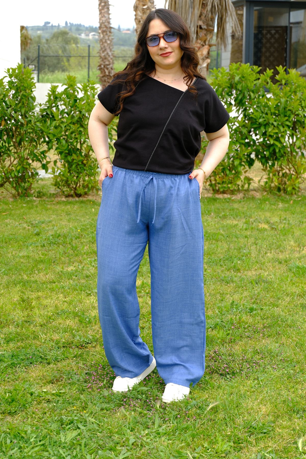 RENKTE BÜYÜK BEDEN MAVİ KETEN BOL PAÇA PANTOLON