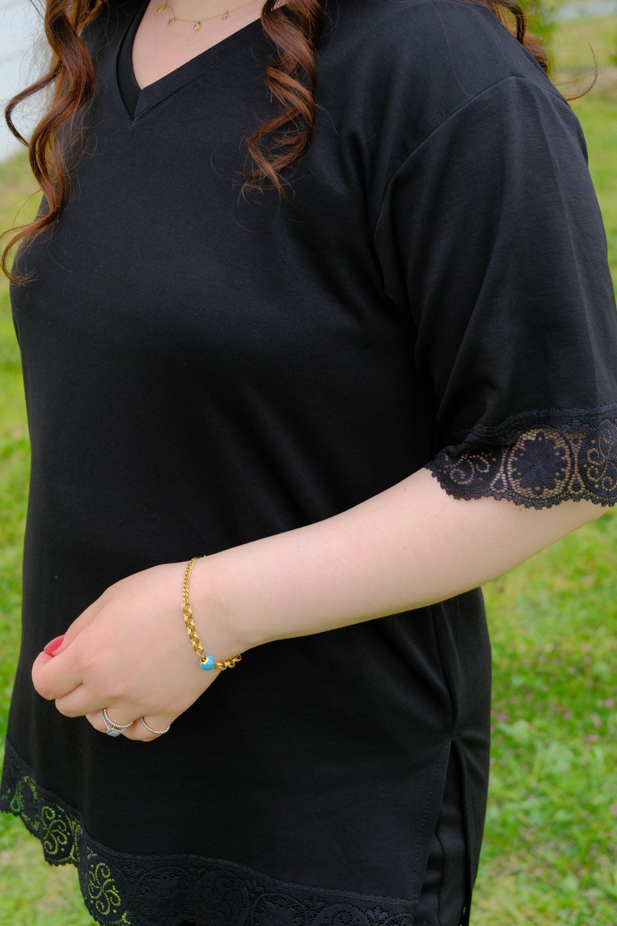 RENKTE GENİŞ KESİM DANTELLİ SİYAH MODAL TAKIM