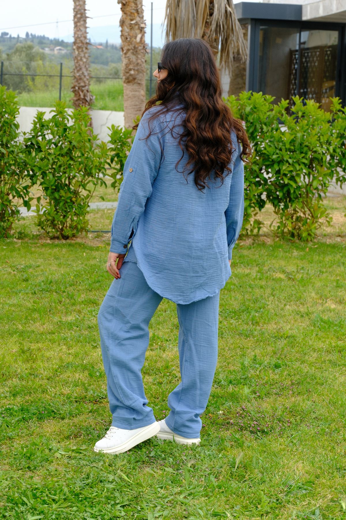 RENKTE BÜYÜK BEDEN MAVİ KETEN TAKIM