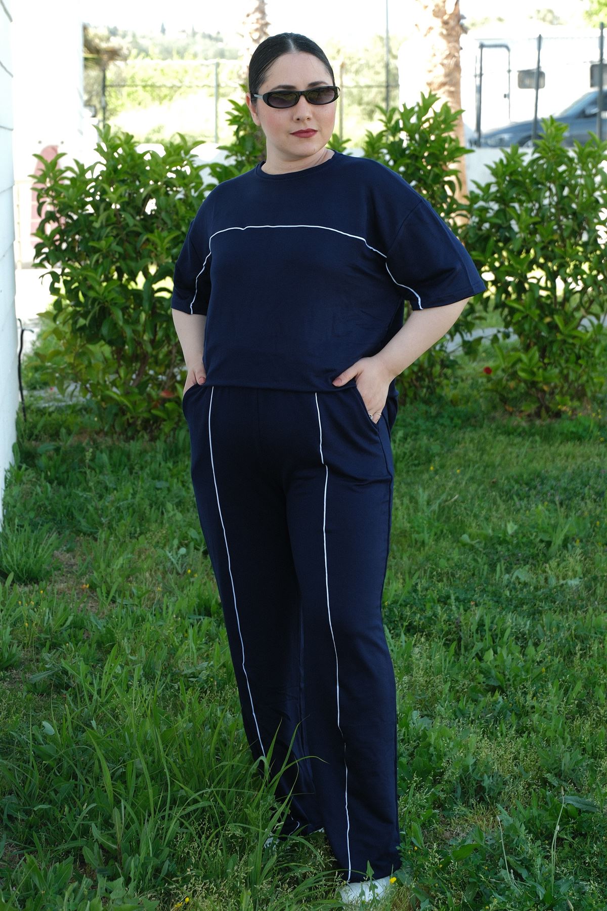 RENKTE ÖZEL ÜRETİM BİYELİ BATTAL BEDEN LACİVERT ALT ÜST TAKIM