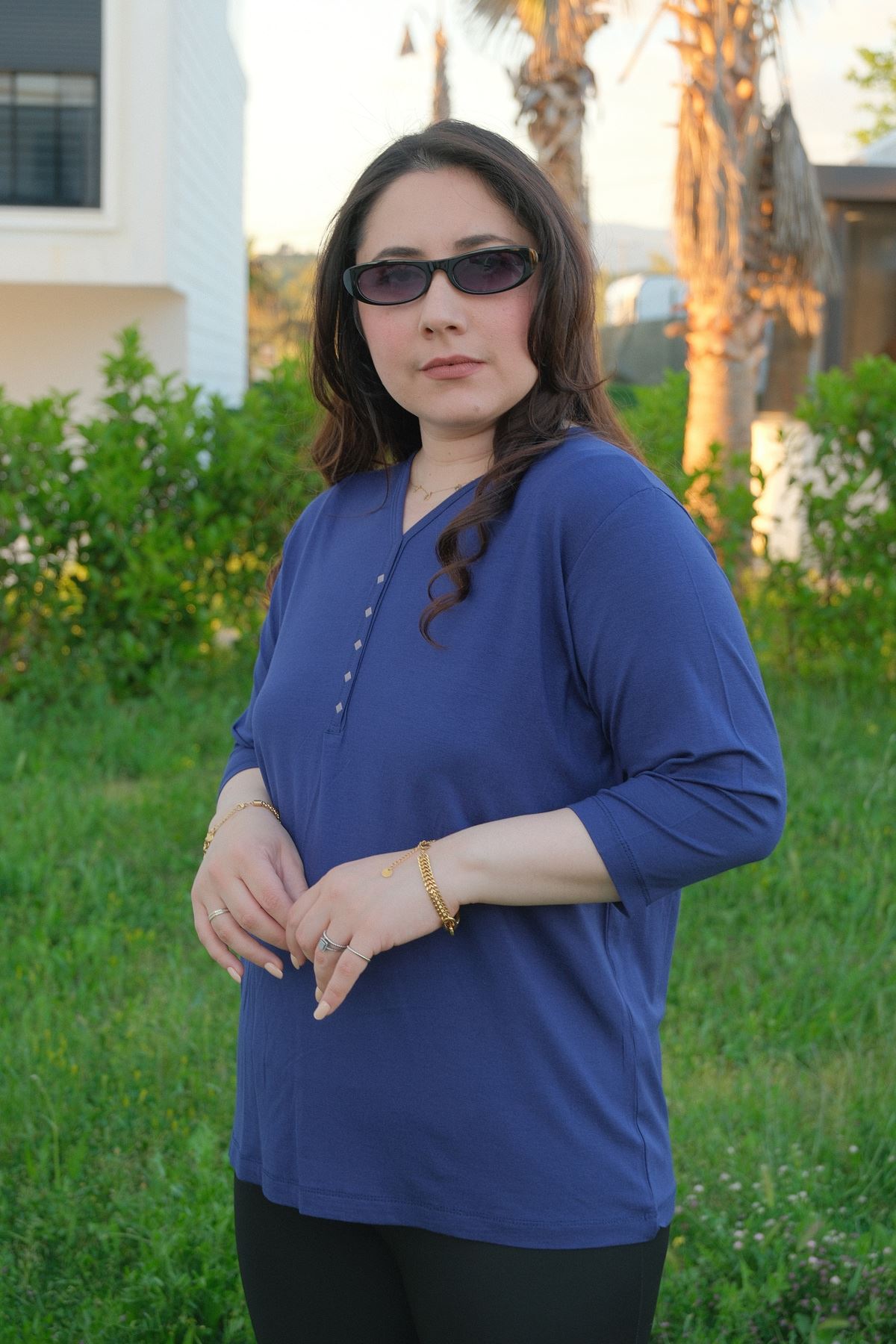 RENKTE LACİVERT KAPRİ KOL ESNEK PENYE BLUZ