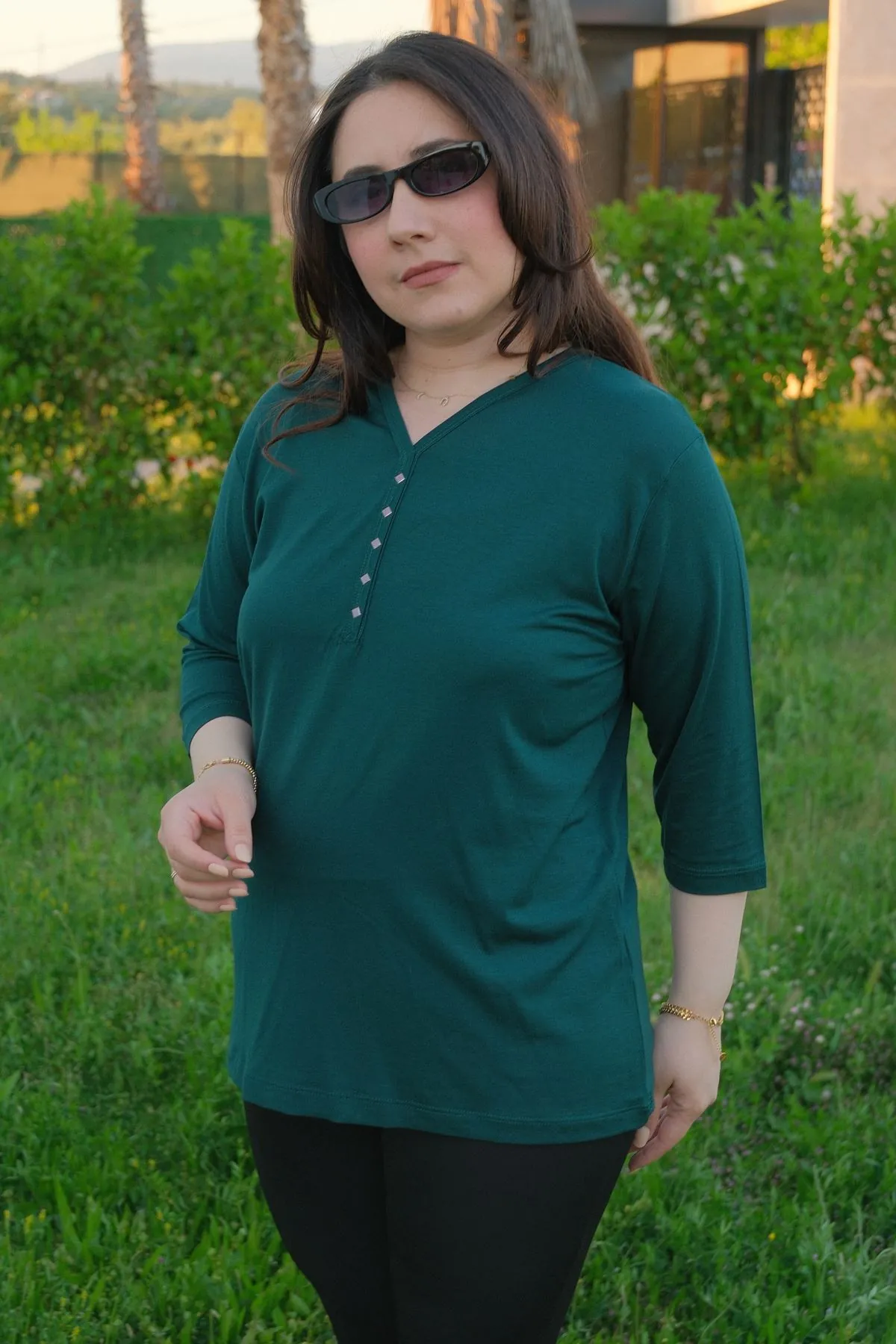 RENKTE YEŞİL KAPRİ KOL ESNEK PENYE BLUZ