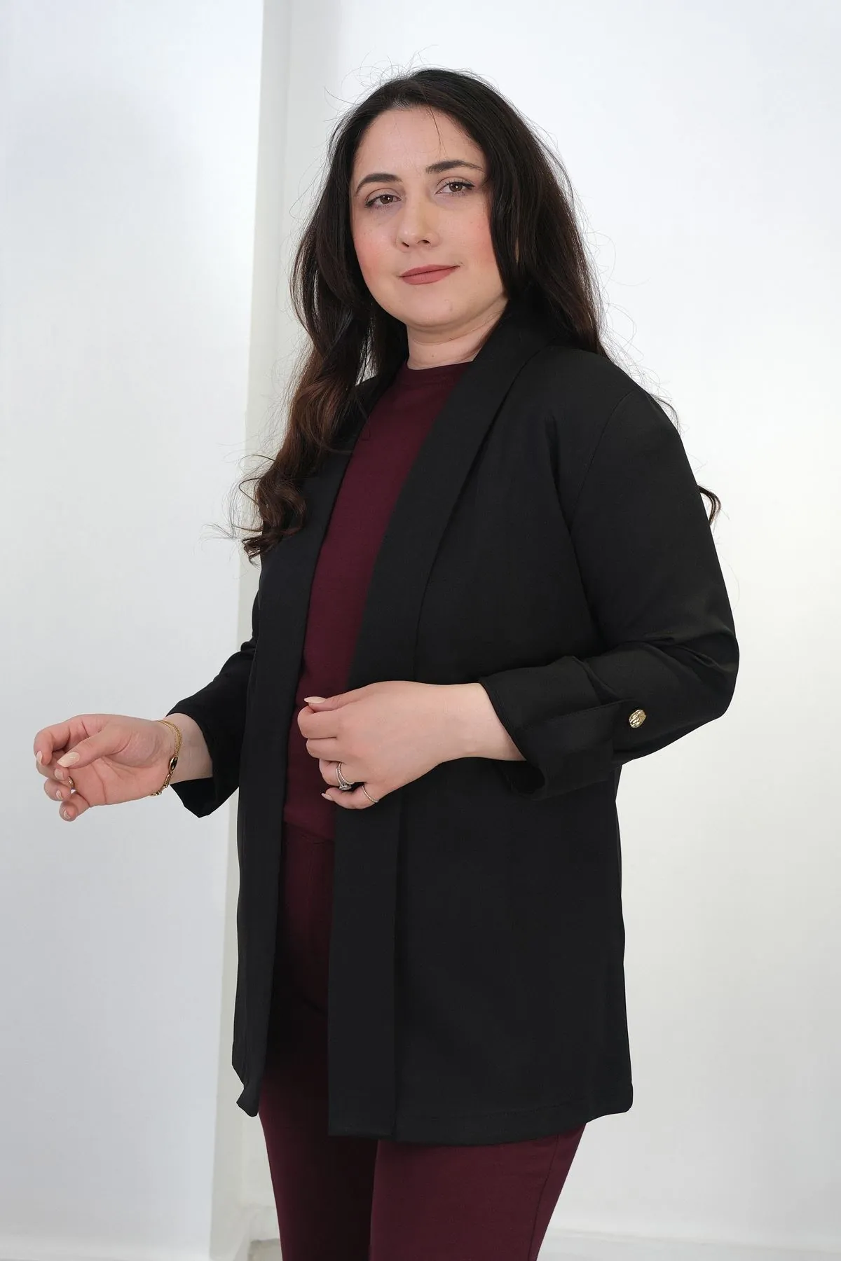 RENKTE BÜYÜK BEDEN SİYAH BLAZER CEKET