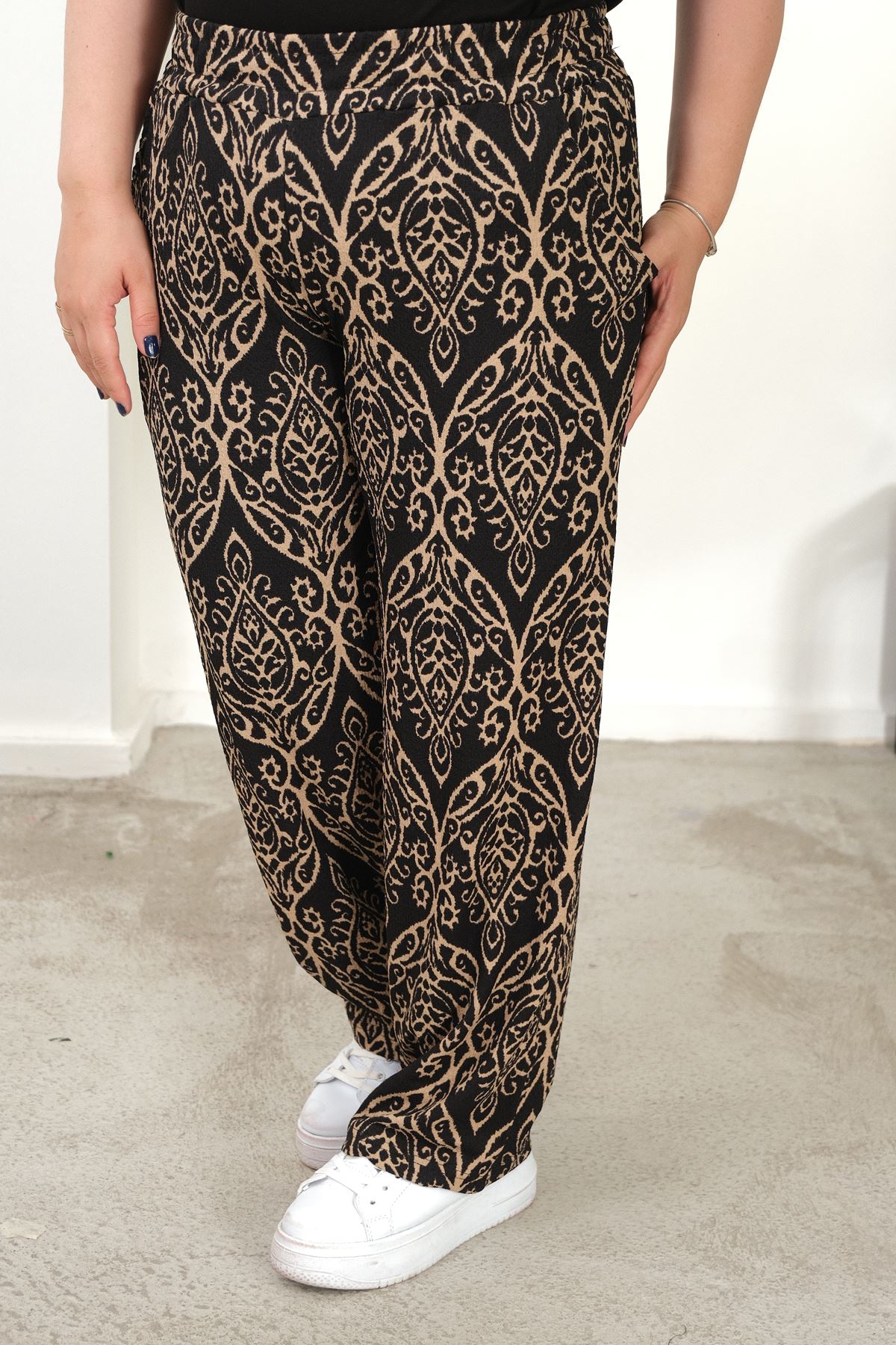 RENKTE BÜYÜK BEDEN CEPLİ BELİ LASTİKLİ  BOL PAÇA PANTALON
