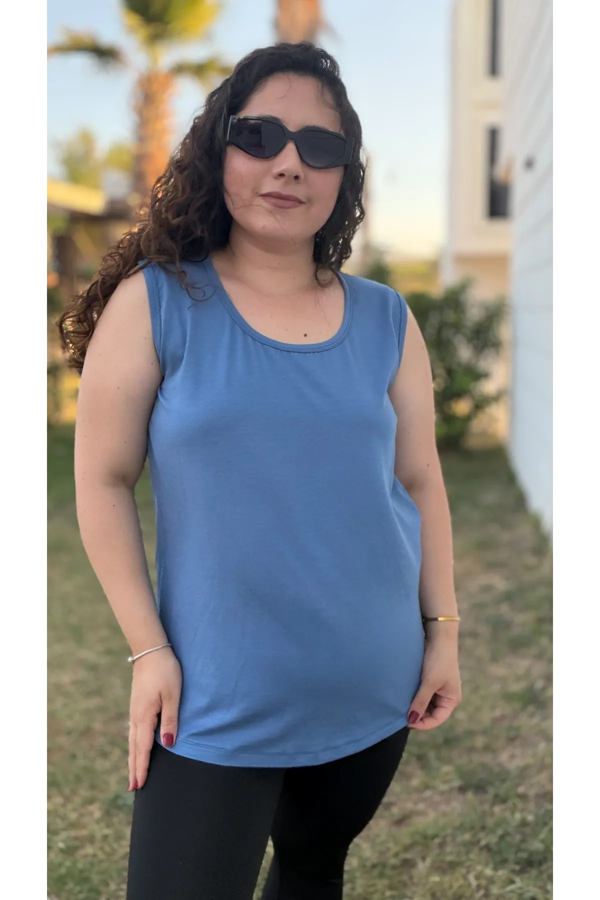 RENKTE ÖZEL ÜRETİM BÜYÜK BEDEN İNDİGO KALIN ASKILI ATLET
