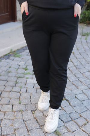 RENKTE ARKASI DESENLİ GENİŞ KESİM SİYAH TAKIM