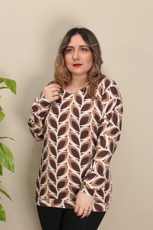 RENKTE V YAKA YARASA KOL DESENLİ BLUZ