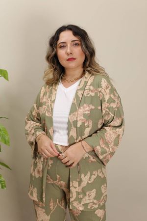 RENKTE GENİŞ KESİM DESENLİ KİMONO TAKIM