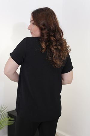 RENKTE BÜYÜK BEDEN KOLYELİ AYROBİN SİYAH BLUZ