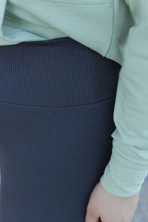 RENKTE FİTİLLİ BATTAL BEDEN FÜME FİT TAYT