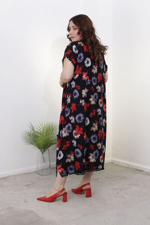 RENKTE KOL ETEK UCU PONPON DETAY BÜYÜK BEDEN OTANTİK ELBİSE