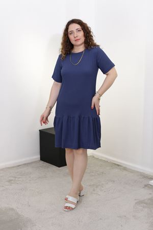 RENKTE ETEĞİ VOLANLI KISA KOLLU LACİVERT  ELBİSE