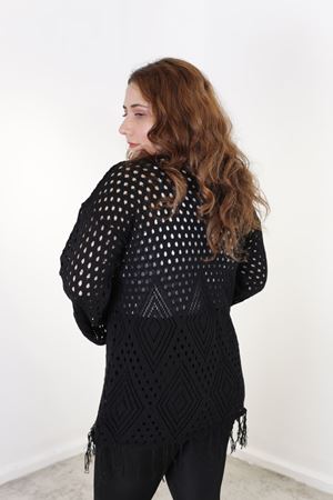 RENKTE ÖRGÜLÜ MEVSİMLİK TRİKO SİYAH HIRKA