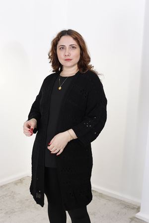 RENKTE MEVSİMLİK TRİKO SİYAH HIRKA