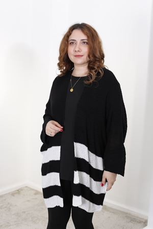 RENKTE YARASA KOL ŞERİTLİ SİYAH TRİKO HIRKA