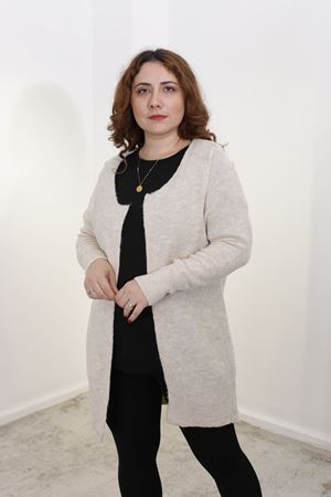 RENKTE KREM YÜNLÜ ESNEK HIRKA