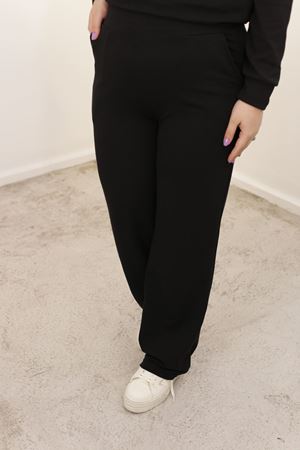 RENKTE BÜYÜK BEDEN ARMALI SİYAH BURGU TAKIM