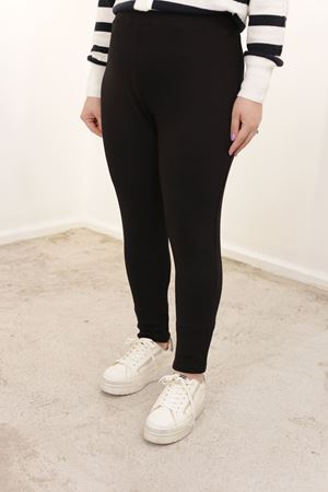 RENKTE BATTAL BEDEN ESNEK SİYAH TAYT