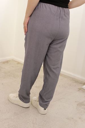 RENKTE FİTİLLİ ESNEK BÜYÜK BEDEN FÜME PANTOLON