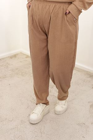 RENKTE ÖZEL ÜRETİM BATTAL KAHVE DOKULU ALT ÜST TAKIM