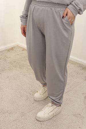 RENKTE ÖZEL ÜRETİM ÖZEL KUMAŞ BATTAL BEDEN GRİ SPOR TAKIM