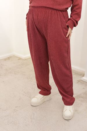 RENKTE ÖZEL ÜRETİM BATTAL BORDO DOKULU ALT ÜST TAKIM