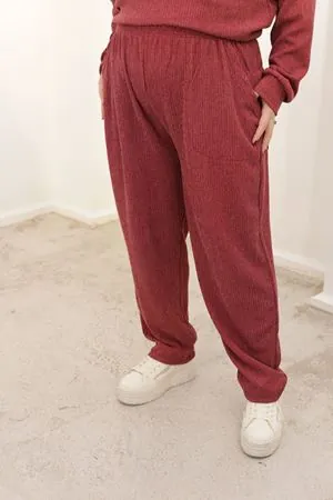 RENKTE ÖZEL ÜRETİM BATTAL BORDO DOKULU ALT ÜST TAKIM