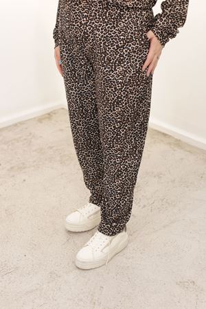 RENKTE ÖZEL ÜRETİM DESENLİ BÜYÜK BEDEN PİJAMA TAKIMI