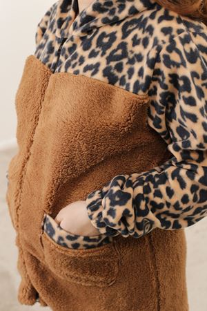 RENKTE LEOPAR KOMBİNLİ KAHVE KUZU CEKET &MONT