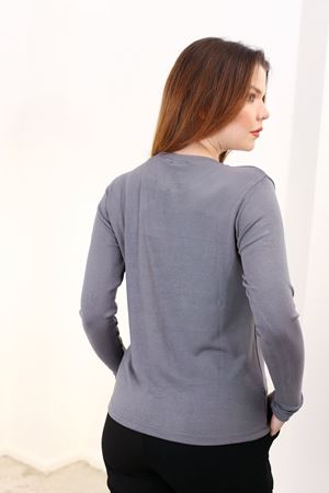 RENKTE ORJİNAL MARKA BÜYÜK BEDEN BASİC YAKA FÜME BLUZ