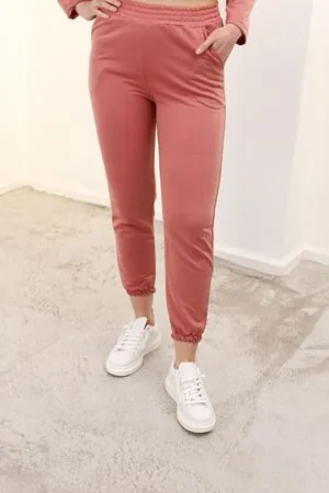 RENKTE GENİŞ KESİM BEYAZ DETAYLI PUDRA PEMBE TAKIM