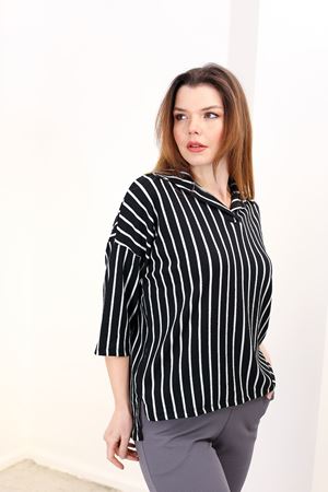 RENKTE POLO YAKA SİYAH ÇİZGİLİ BLUZ
