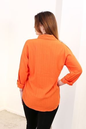 RENKTE GENİŞ KESİM TURUNCU GÖMLEK