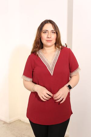 RENKTE BÜYÜK BEDEN GÜPÜRLÜ BORDO BLUZ