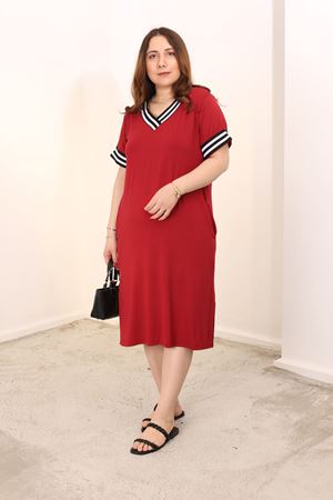 RENKTE BÜYÜK BEDEN ŞERİT DETAY BORDO ELBİSE