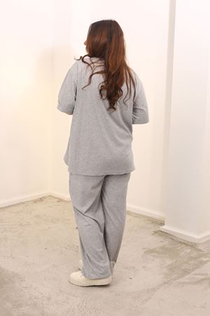 RENKTE BATTAL BEDEN GRİ KAŞKORSE TAKIM