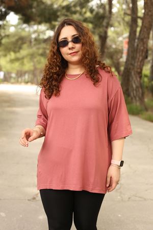 RENKTE ÖZEL ÜRETİM BÜYÜK BEDEN PUDRA PEMBE TSHİRT