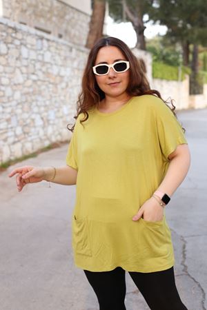 RENKTE BÜYÜK BEDEN CEPLİ YEŞİL BLUZ