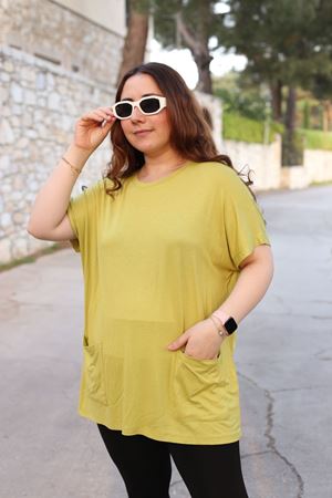 RENKTE BÜYÜK BEDEN CEPLİ YEŞİL BLUZ