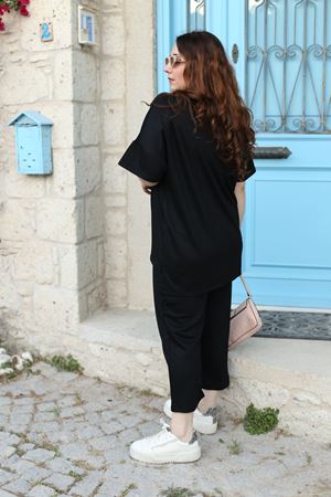 RENKTE BÜYÜK BEDEN SİYAH TAKIM