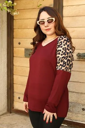 RENKTE KOLLARI LEOPAR DESEN BORDO BLUZ