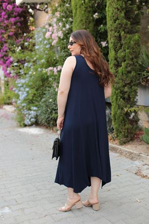 RENKTE BÜYÜK BEDEN HALKALI LACİVERT ELBİSE