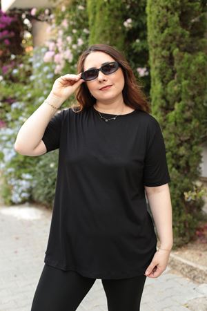 RENKTE BÜYÜK BEDEN BASİC YAKA SİYAH BLUZ