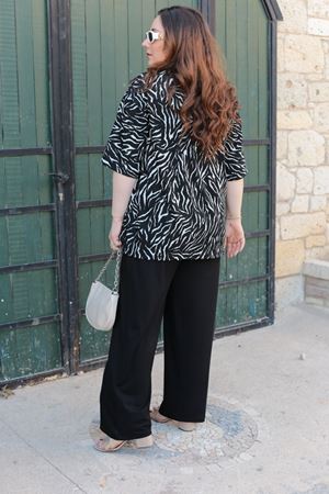 RENKTE ÖZEL ÜRETİM ÜST DESENLİ ALT SİYAH BATTAL TAKIM