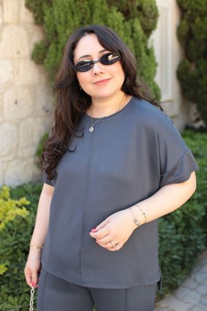 RENKTE BÜYÜK BEDEN ANTRASİT TAKIM