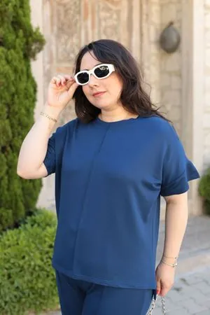 RENKTE BÜYÜK BEDEN LACİVERT TAKIM